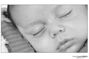 photographe-portrait-bébé-studio-nantes-book-vertou-basse goulaine-44-0018.jpg